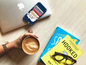 3 Books for Creative Entrepreneurs to Add to Your Reading List